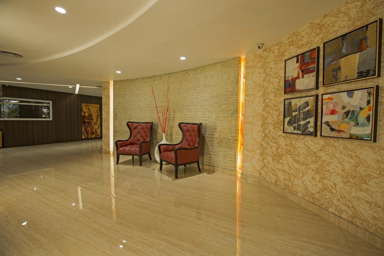 M Crown Hotel Shillong Ngoại thất bức ảnh