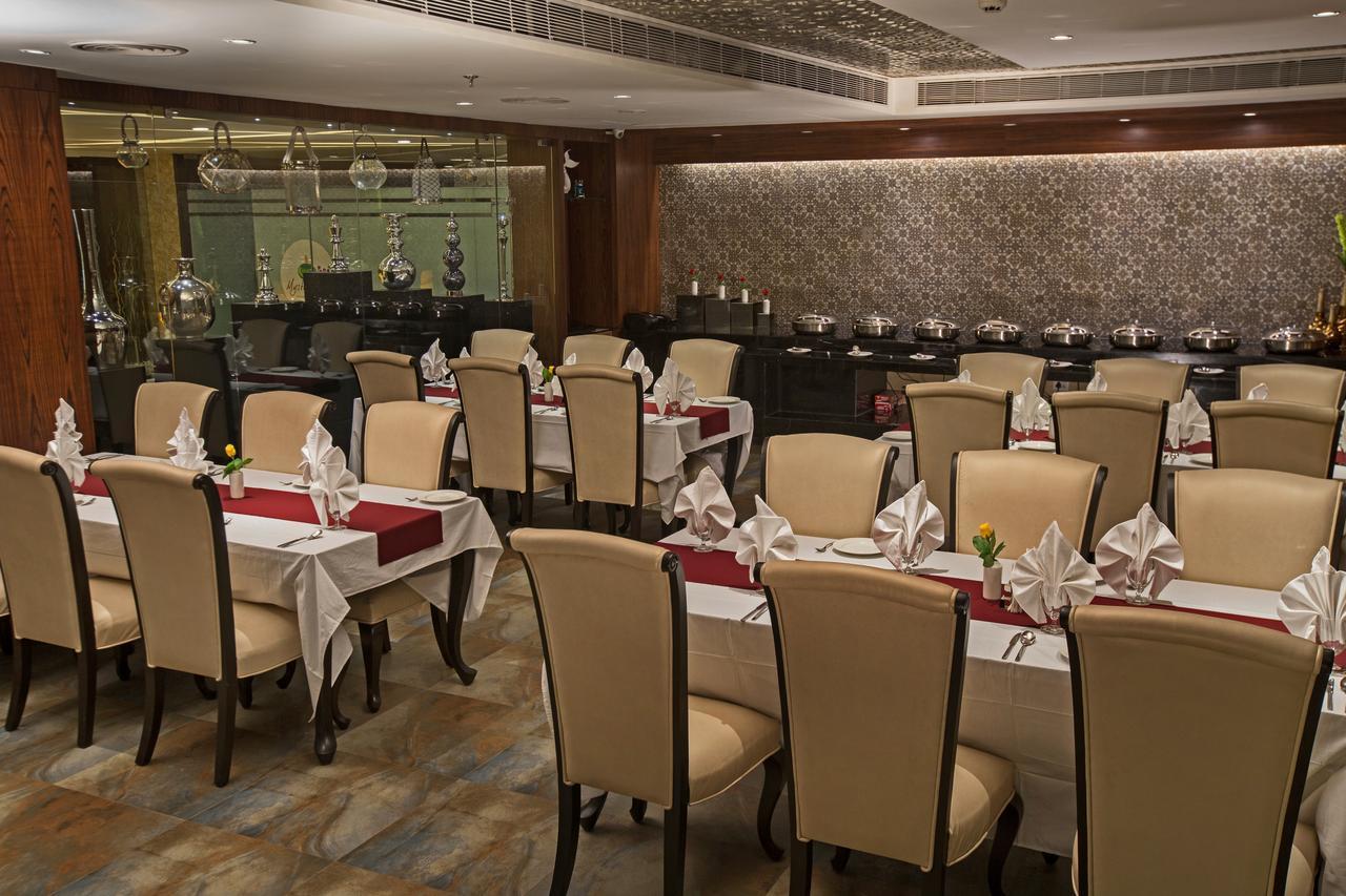M Crown Hotel Shillong Ngoại thất bức ảnh